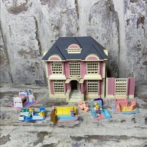 Galoob My Pretty Dollhouse w Polly Pocket Figures